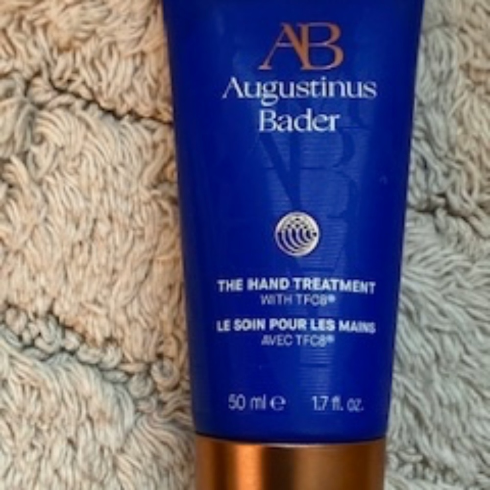 *HOST PICK*  Augustinus Bader The Hand Treatment *NEW*